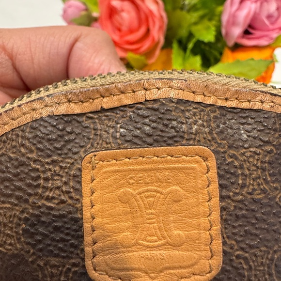 Authentic Celine small coin wallet - Picture 7 of 9